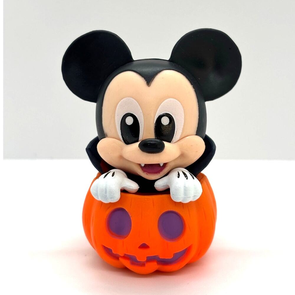 Disney x Cosbi Mickey & Friends Pumpkin Ed Mickey Dracula Halloween Mini Figure